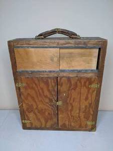 lot 33 image: Wood Gun Cleaning Tool Chest w Contents