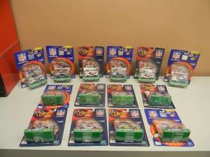 lot 49 image: 14 WINNERS CIRCLE LIMITED EDITION 99 CORVETTE NFL COLLECTION - NEW IN BOX - SEE PICTURES