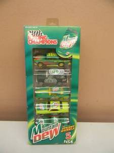 lot 51 image: 2001 Racing Champions Street Wheels 5-Pack of Mountain Dew Cars New - SEE PICTURES