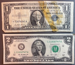 Two Different US Currency Bills $1  71676241 A, $2 L 11032747 A