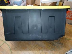 70 Gal. Tough Storage Bin in Black with Wheels by HDX- slightly used missing wheels