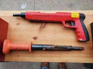 lot 99 image: Red Head Nail Gun