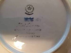 lot 78 image: Royal Copenhagen At Christmas Time 1966 Plate