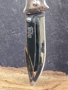 Locking Wooden Handle Knife by SOG Fielder