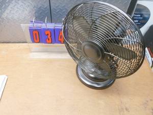 Bronze oscillating multi speed fan. 12 to 14. Nearly new. Tested & works. As shown.