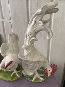 lot 28 image: Pair of Ceramic Ceramic ChickensRooster by Brayton