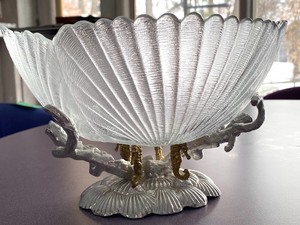 lot 32 image: Arthur Court Candy Dish BowlServing Bowl (1993) Marine Life Theme