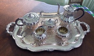 lot 131 image: Gorgeous Silver Plate Tea Service Sheffield Reproduction by Community - Melon