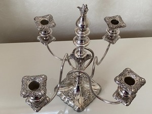 lot 130 image: Gorgeous Vintage Silver Five Arm Reed & Barton Candelabra
