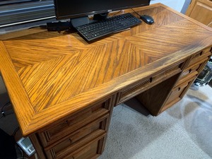 lot 153 image: Wood Office Desk