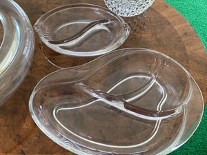 lot 143 image: Five Serving Dishes