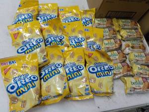 lot 47 image: Golden Oreo minis and belVita bars...