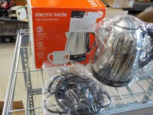 lot 133 image: Electric kettle with removable filt...