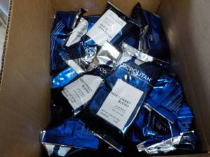 lot 141 image: Case of 24 2.50 oz bags Farmer Brot...