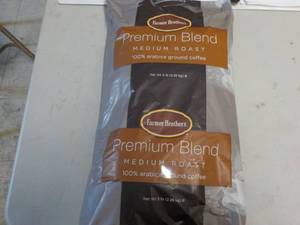 lot 149 image: 5 lb. bag Farmer Brothers premium b...
