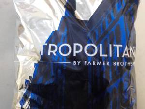 lot 161 image: 2 lb. bag Farmer Brothers Metropoli...