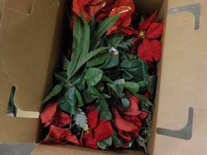 lot 189 image: large assortment of artificial flow...