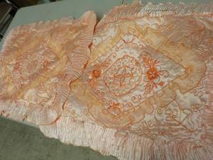 lot 272 image: set of 2 peach 32x24 Jamilah Embr...
