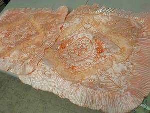 lot 273 image: set of 2 peach 32x24 Jamilah Embr...