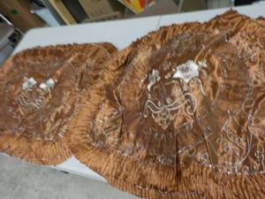 lot 276 image: set of 2 deep bronze 32x24 Jamila...