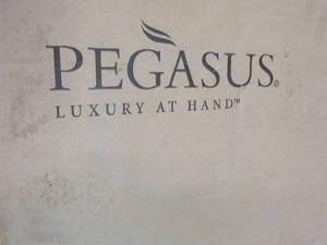 lot 337 image: Pegasus Tri-View beveled mirror med...
