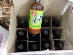 lot 362 image: 12 32 oz bottles Zing Zang Bloody M...