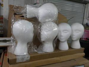 lot 392 image: 5 display styrofoam heads...