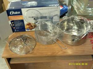 oster 3 piecce deep fryer set 4.8qt...