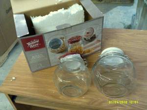 the general store storage jar set o...