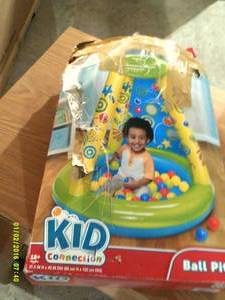 kid connection ball pit ...