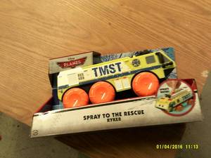 disney planes spray to the rescue r...
