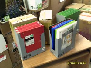 1 cse of pocket and pron folders qt...