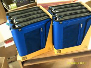 2 cases of pocket zipper binders  q...