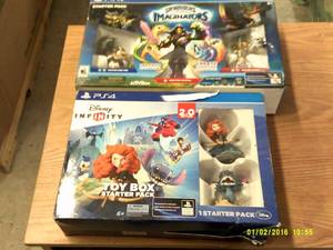a ps4 disney infinity toy box start...