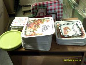 box of paper plates , plastic plate...