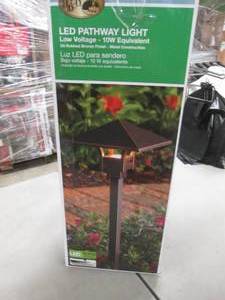 Hampton Bay LED Pathway Light open ...