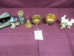 2 Gold metal cups to put keys or je...