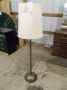 Vintage 5ft tall lamp with shade...