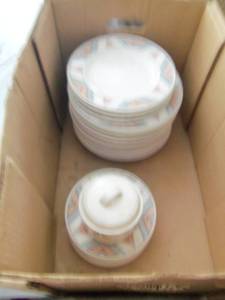 Antique Dish Set (23 plates and 1 s...