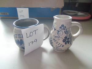Charlet Mexico vase and chester cou...