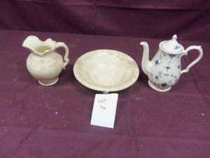 Antique Water pitchers with matchin...