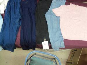 Box full of Clothes unsorted...