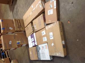 Pallet with assorted Toilet tanks and sinks see pictures