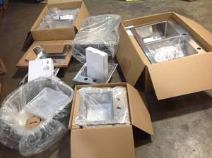 Pallet with assorted sinks see pictures