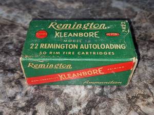 lot 22 image: Collectible Remington Kleanbore Box of 22 Remington Autoloading Ammunition