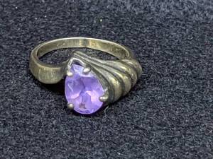lot 14 image: 925 Silver Ring wTeardrop Amethyst Stone Sz 8