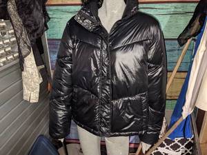 lot 94 image: Wild Fable Black Puffer Coat Sz XXL