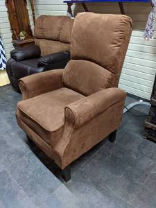 lot 30 image: Brown Microfiber Reclining Wing Chair
