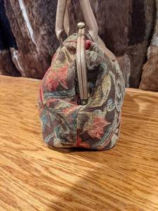 lot 120 image: Vintage Talbots Tapestry Handbag