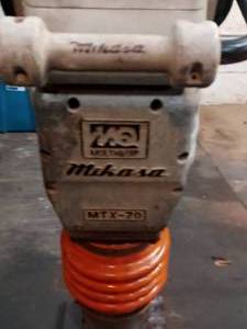 lot 5 image: Mikasa MTX-70 Tamper Packer